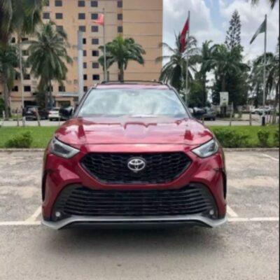 Toyota Highlander - 2021
