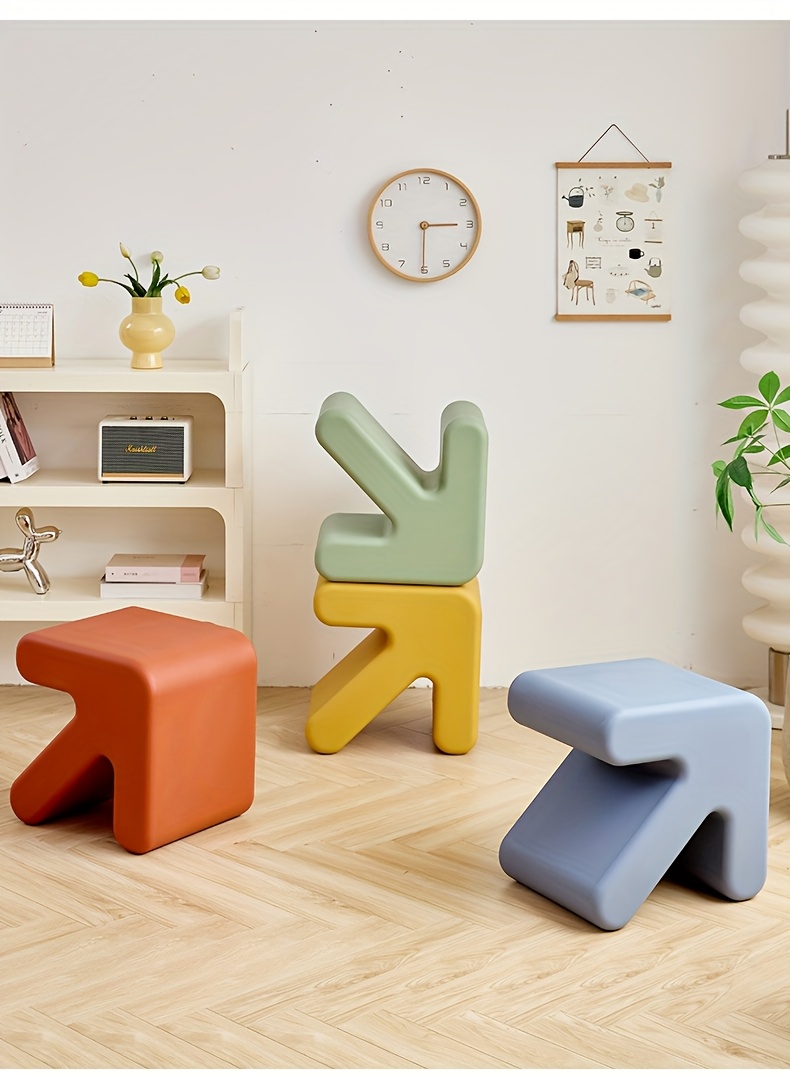 [Influencer Stool] Nordic Style Small Creative Arrow Stool | Influencer Home Use Doorstep Low Plastic Dressing Room Shoe Rack