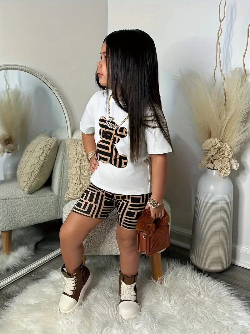 1-6 Years Girls' Casual Street Fashion Bear Pattern T-Shirt and Geometric Print Shorts 2pcs Set, Soft Polyester Medium Stretch Fabric for Spring/Summer - Image 4