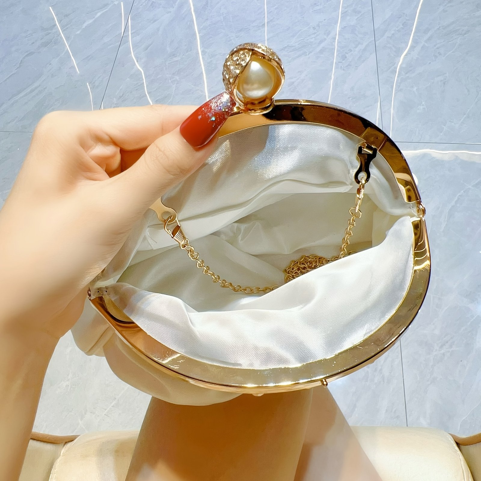 Elegant White Mini Clutch with Golden Rhinestone Crown, Removable Shoulder Strap, and Pearl Accents - Perfect for Evening Parties, Banquets, and Special Occasions, Ladies' Handbag - Image 2