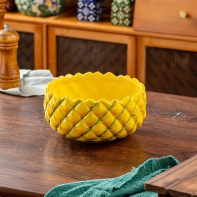 [Pineapple Bowl] Ceramic Pineapple-Shaped Bowl with Realistic Scales & Glossy Finish – Heat-Resistant Durable Dish for Soup, Salad, Fruits – Vibrant Yellow Decorative Serving Bowl for Indoor/Outdoor Kitchen & Dining – Decorative Fruit Bowl for Home Entertaining, Pineapple Design, Highquality Ceramic, Party Hosts