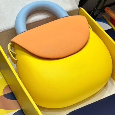 Women’S Elegant Gourd-Shaped Crossbody Handbag – Khaki Nylon Small Purse with Detachable Strap & Zipper Closure, Golden-Tone Hardware, – Versatile Everyday Bag for Work, Travel, Parties – Cute & Sophisticated Design