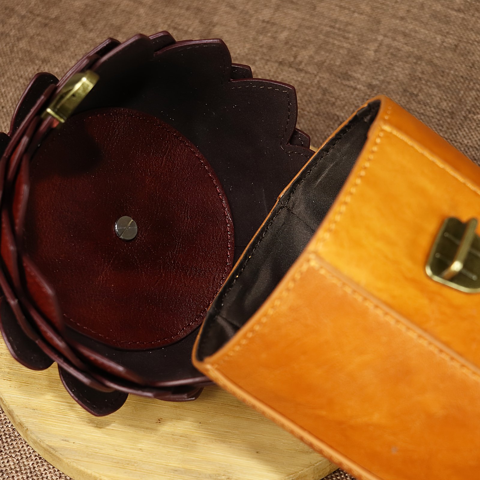 Women'S Genuine Leather Handbag - Vintage Purse with Adjustable Strap, Spacious Interior for iPhone, Makeup, Cards, Keys - Elegant Everyday & Formal Bag - Durable & Easy-Clean - Perfect Gift for Women, Ladies Handbags, Card Holder, Classic Design, Sturdy Construction, Compact Handbag, Professional Women, Stylish Accessory, Highquality Stitching, Shoulder Bag, Fashion Lovers - Image 9