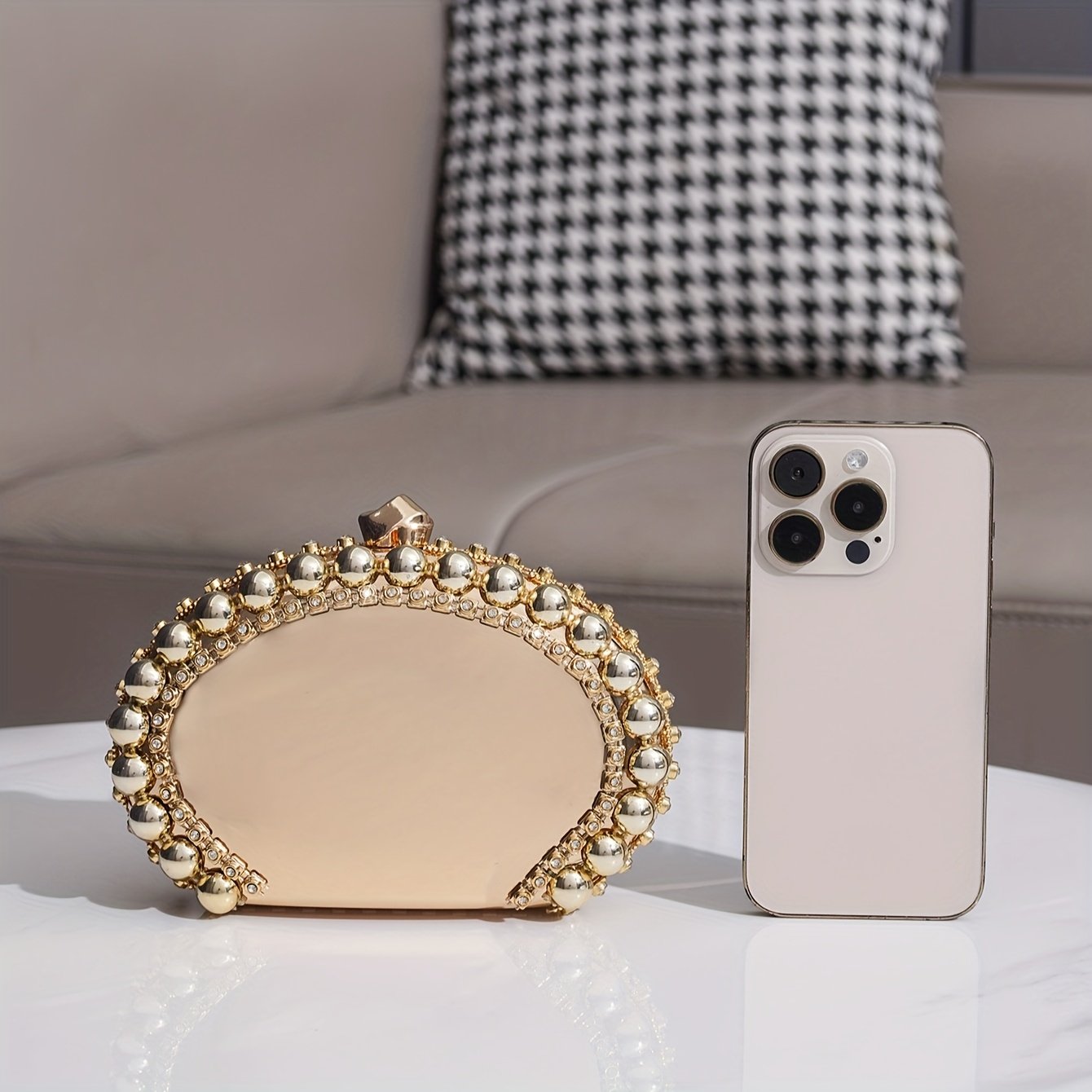 Elegant Golden Glitter Oval Clutch with & Bead Embellishments – Stylish Evening Bag for Parties, Proms, and Formal Events – Acrylic Material, Polyester Lining, Secure Clasp Closure - Image 5